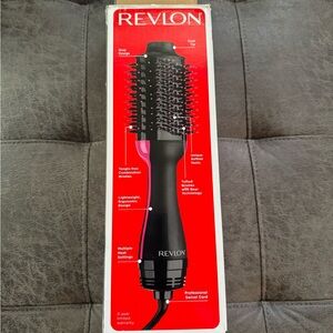 Revlon One Step Volumizer Hair Dryer Brush - Black and Red
